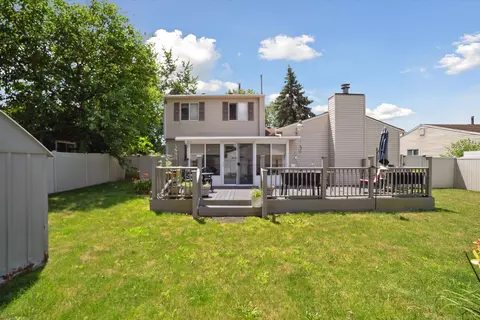 Exterior - 28034 Riverbridge, Romulus, MI 48174 photo 9 of 11