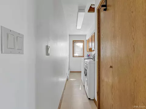 Entry Way - 3215 S 6th, Escanaba, MI 49829 photo 3 of 3