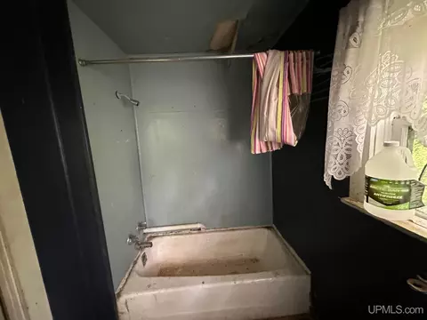 798 S Cedar, Ewen, MI 49925 photo 31