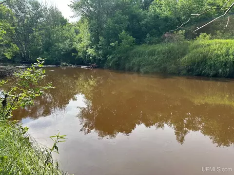 798 S Cedar, Ewen, MI 49925 photo 5