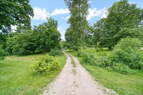 3205 Emery, Adrian, MI 49221 photo 2