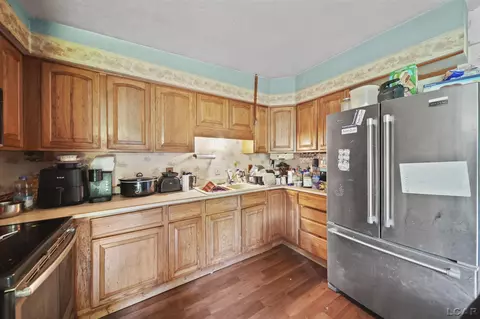 3205 Emery, Adrian, MI 49221 photo 9
