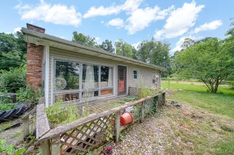 3205 Emery, Adrian, MI 49221 photo 5