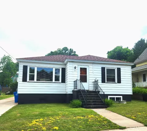 345 W W Park, Marquette, MI 49855