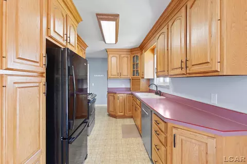 4100 Hunt, Adrian, MI 49221 photo 10