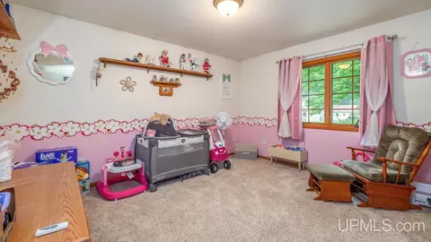 427 27th, Gladstone, MI 49837 photo 24