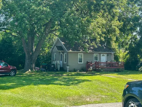 1137 E 8th, Monroe, MI 48161 photo 4