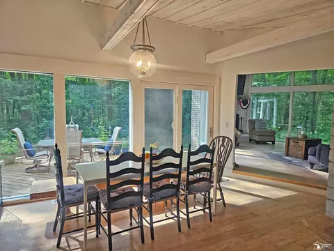 Dining - 621 Baldwin, Monroe, MI 48162 photo 2 of 4