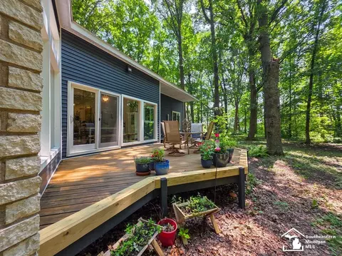 Exterior - 621 Baldwin, Monroe, MI 48162 photo 13 of 16