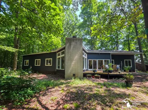 Exterior - 621 Baldwin, Monroe, MI 48162 photo 15 of 16
