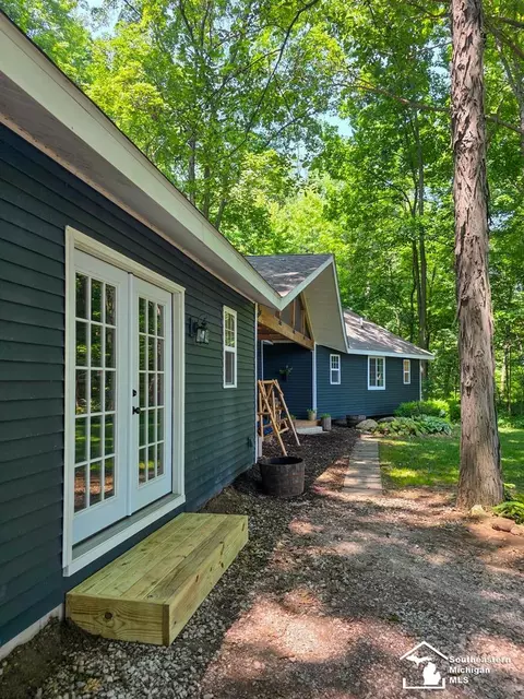 Exterior - 621 Baldwin, Monroe, MI 48162 photo 12 of 16
