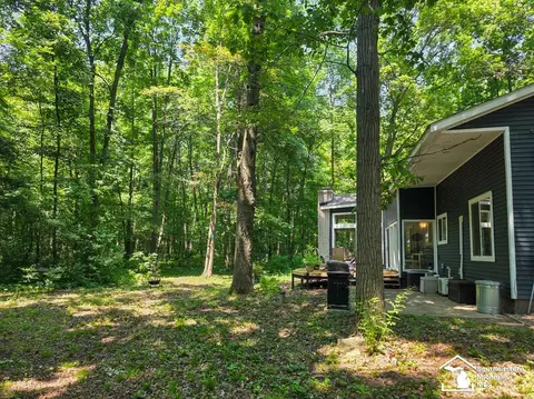 Exterior - 621 Baldwin, Monroe, MI 48162 photo 10 of 16