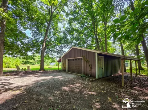 Exterior - 621 Baldwin, Monroe, MI 48162 photo 6 of 16