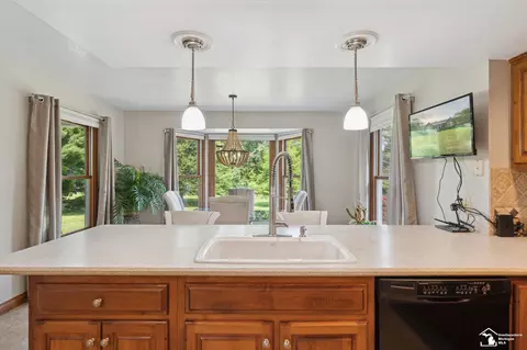 Kitchen - 7131 Jackman, Temperance, MI 48182 photo 6 of 6