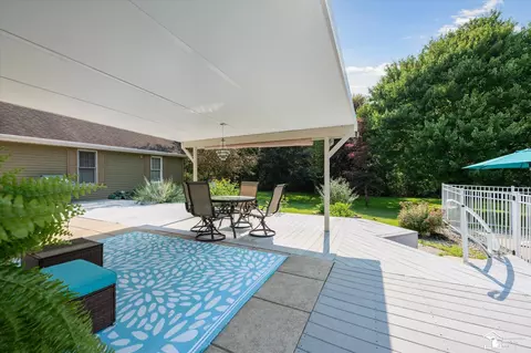 Exterior - 7131 Jackman, Temperance, MI 48182 photo 8 of 17
