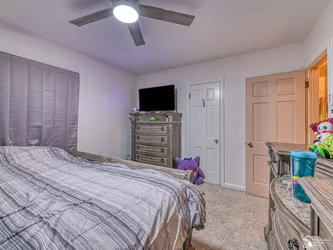 Bedroom - 476 Borgess, Monroe, MI 48162 photo 2 of 9