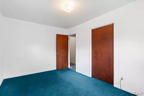 Bedroom - 9400 N Adrian, Tecumseh, MI 49286 photo 6 of 7