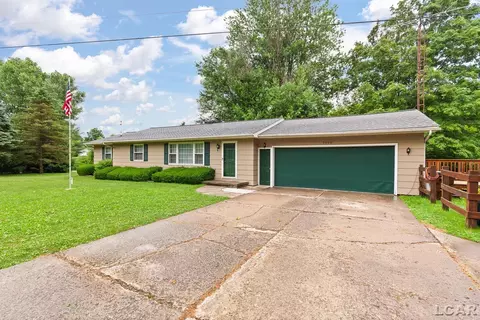 Exterior - 9400 N Adrian, Tecumseh, MI 49286 photo 3 of 7