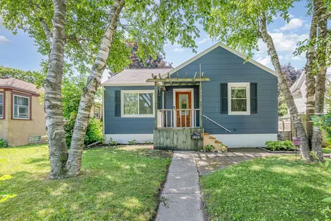 2702 N Vanburen, Bay City, MI 48708