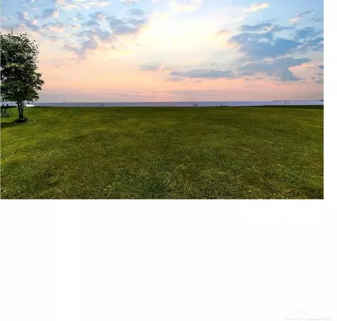 37240 Jefferson, Harrison Township, MI 48045