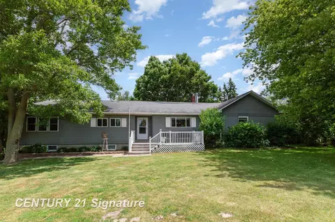 7320 N N Riv, Freeland, MI 48623