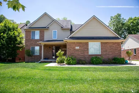 24641 Parklane, Flat Rock, MI 48134