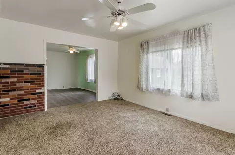Living - 508 N Silverleaf, Gladwin, MI 48624 photo 2 of 6