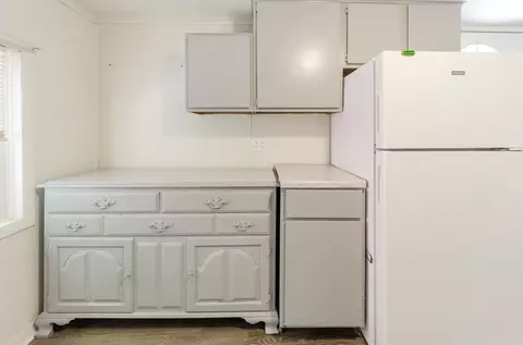 Kitchen - 508 N Silverleaf, Gladwin, MI 48624 photo 5 of 5