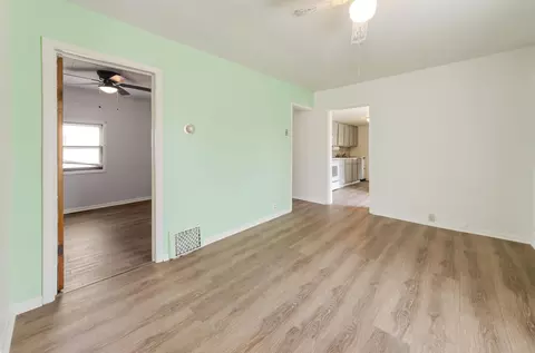 Living - 508 N Silverleaf, Gladwin, MI 48624 photo 6 of 6