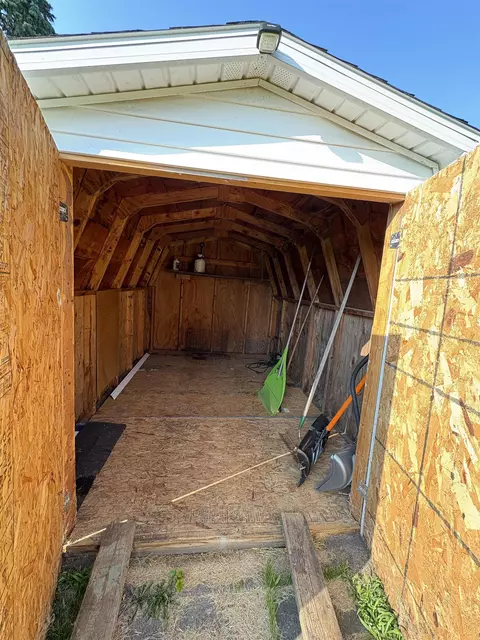 1367 Flushing, Flushing, MI 48433 photo 22