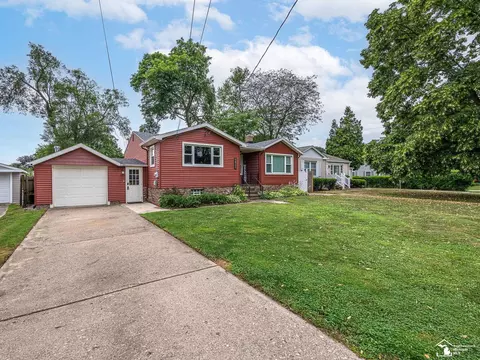 5825 Edgewood, Monroe, MI 48161