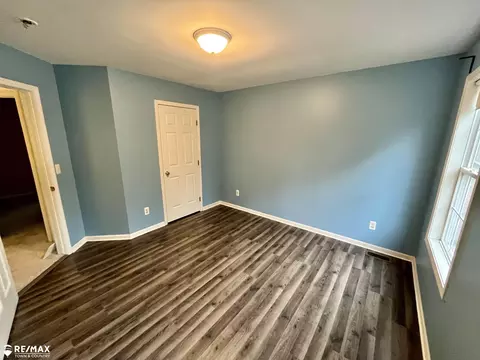 Bedroom - 1421 Newcastle, Davison, MI 48423 photo 6 of 10