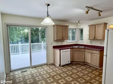 Kitchen - 1421 Newcastle, Davison, MI 48423 photo 1 of 2