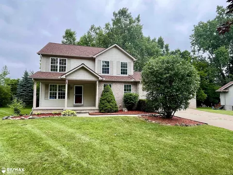 1421 Newcastle, Davison, MI 48423