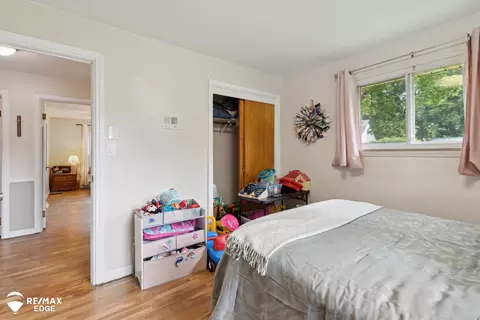 Bedroom - 1201 Gilbert, Flint, MI 48532 photo 3 of 7