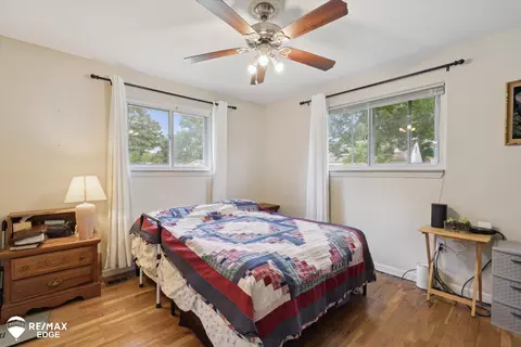 Bedroom - 1201 Gilbert, Flint, MI 48532 photo 4 of 7