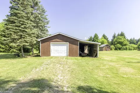 Exterior - 2801 Galbraith, Yale, MI 48097 photo 2 of 8