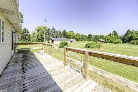 Exterior - 2801 Galbraith, Yale, MI 48097 photo 5 of 8