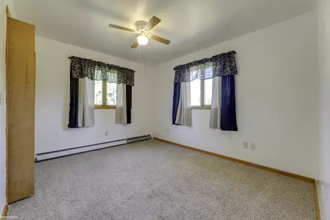 Bedroom - 2801 Galbraith, Yale, MI 48097 photo 3 of 4