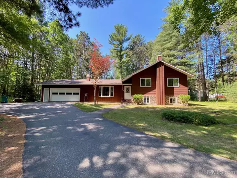 228 Timber, Marquette, MI 49855