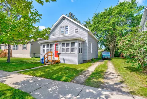 118 S Second, Manistique, MI 49854