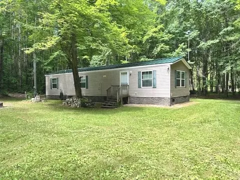 Exterior - 1201 Birch, Harrison, MI 48625 photo 8 of 11