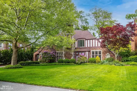 770 Pemberton, Grosse Pointe Park, MI 48230