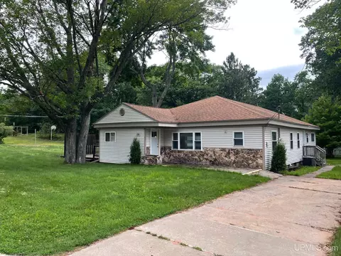 1314 Waldo, Marquette, MI 49855