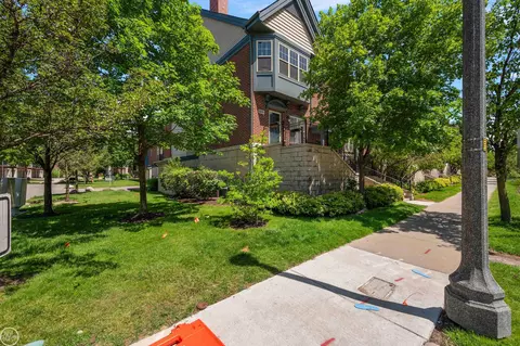 55 Winder, Detroit, MI 48201