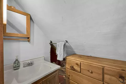 Bath - 318 E Adrian, Blissfield, MI 49228 photo 2 of 2