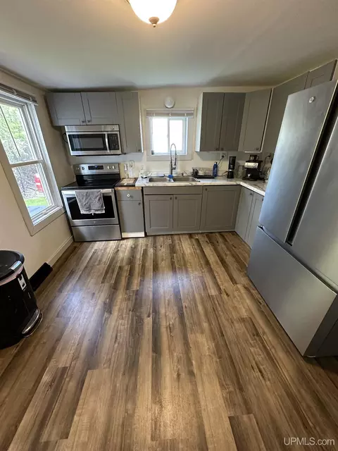 136 Salisbury, Ishpeming, MI 49849 photo 9