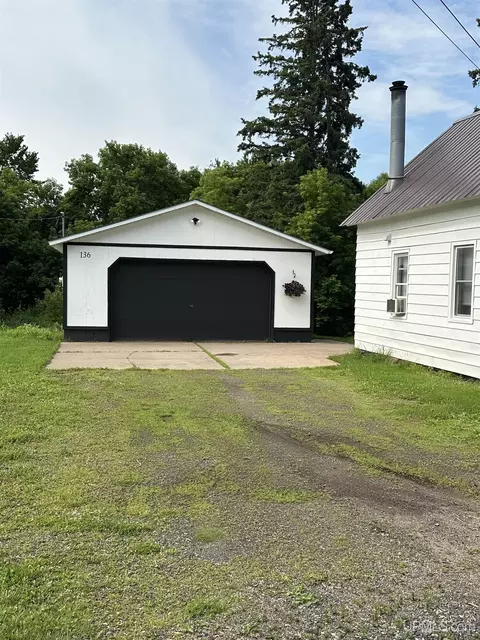 136 Salisbury, Ishpeming, MI 49849 photo 27