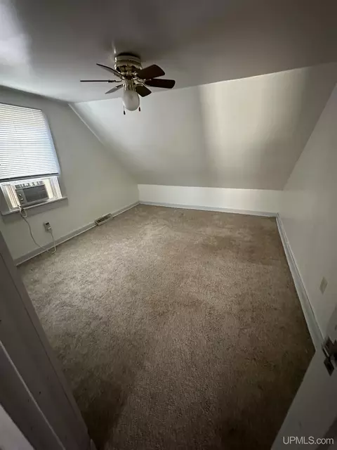 136 Salisbury, Ishpeming, MI 49849 photo 22