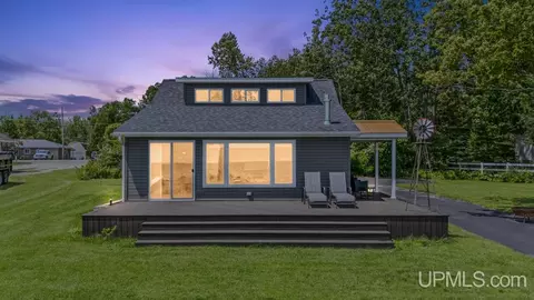 3988 M-35, Escanaba, MI 49829